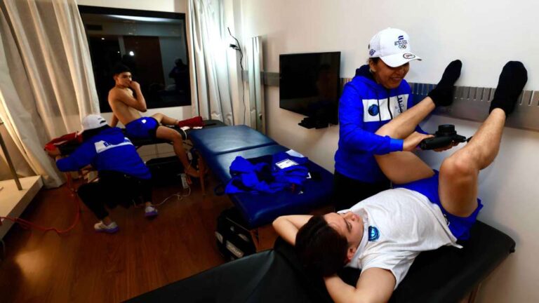 La clínica ha sido equipada con tecnología y personal de primer nivel, para fisioterapia, medicina deportiva y acondicionamiento físico.