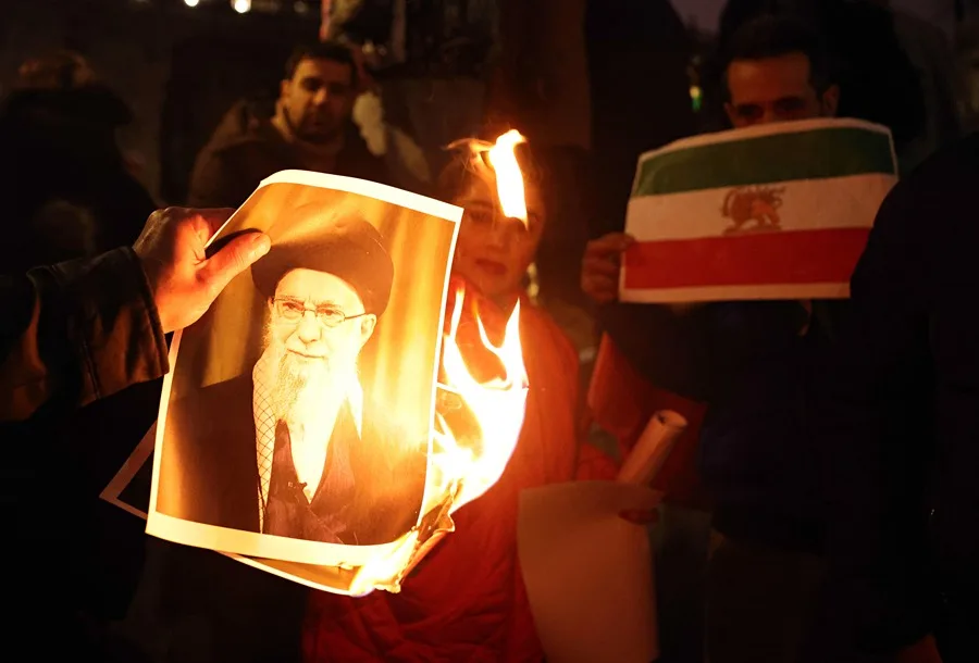 R.UNIDO-IRAN-PROTESTA