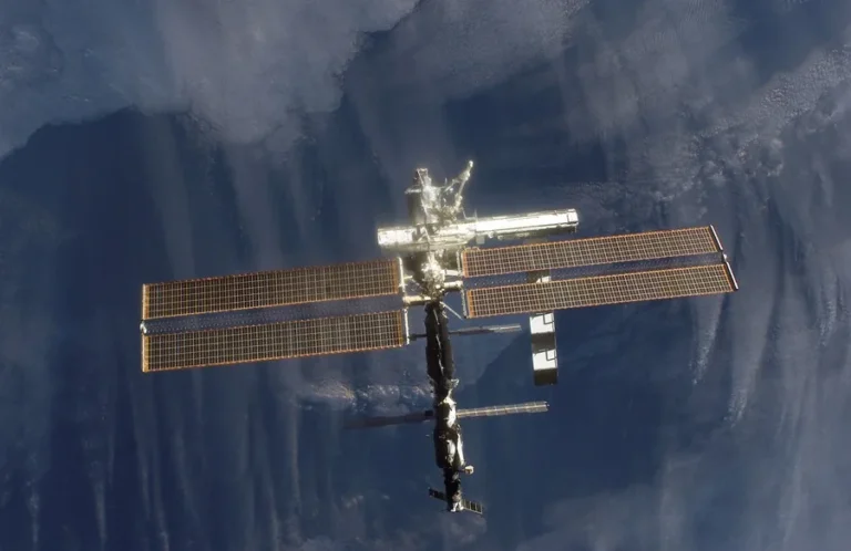 nasa-eei-estacion-espacial-internacional-evacuacion-tripulacion-fuga-aire-1