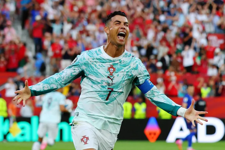 2026-07-03T003938Z_1001276411_UP1EM7301NITQ_RTRMADP_3_SOCCER-WORLDCUP-POR-CRO-1783039746