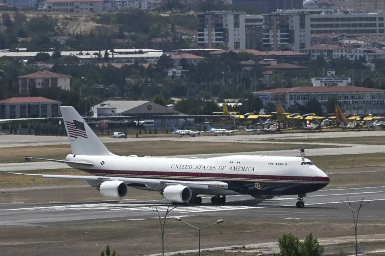 TURQUIA-AVION-TRUMP