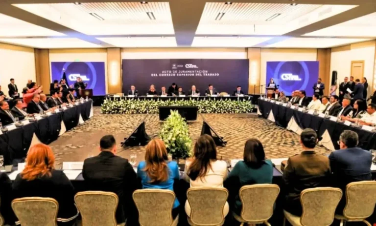 Trabajo-analizara-actualizacion-de-los-tiempos-laborales-en-El-Salvador-780x470